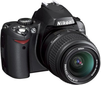 цифровая фотокамера Nikon D40 KIT black (AF-S 18-55/3.5-5.6G ED)